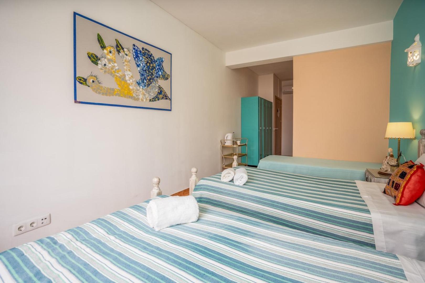 Bed and Breakfast Alvor Ar De Mar Pokoj fotografie